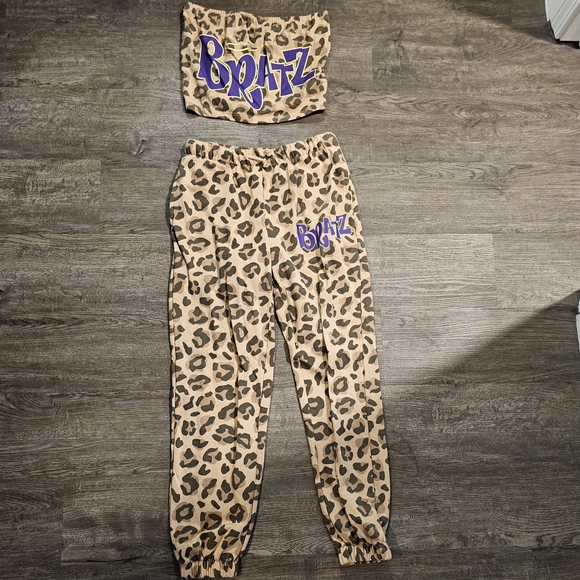 Leopard Print Two-Piece Set - Picture 2 of 2